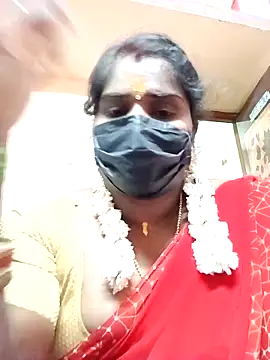 Snapshot of Tamil_Bhuvi69 chatting on 02/06/26, 04:54 Tamil Bhuvi69 online show from 02/06/26, 04:54