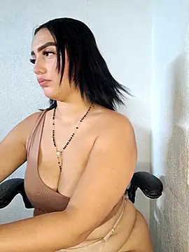 Snapshot of Mia_em chatting on 02/07/26, 07:06 Mia em online show from 02/07/26, 07:06