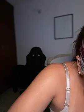 Zarahs Blare1 online show from 06/05/26, 12:50