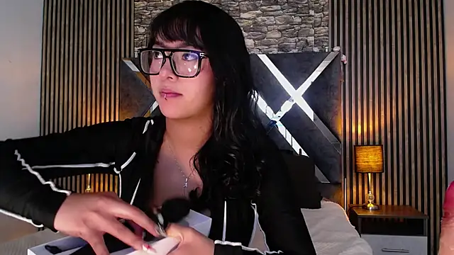 Amy channel online show from 03/17/26, 01:03