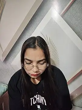 Himani 0122 online show from 07/11/26, 06:05