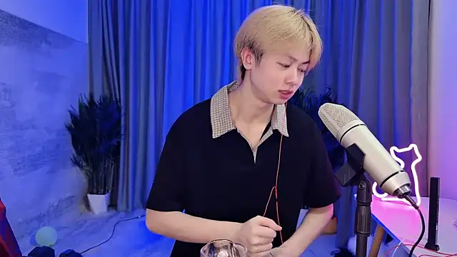 hafabva online show from 04/17/26, 01:36