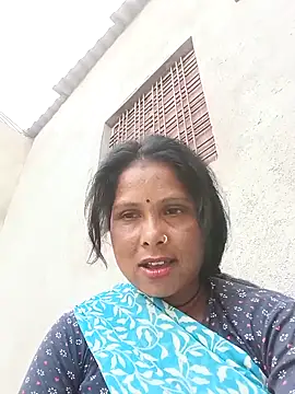Snapshot of Shreya_pandit chatting on 04/23/26, 12:29 Shreya pandit online show from 04/23/26, 12:29