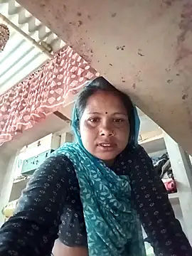 Snapshot of Shreya_pandit chatting on 04/24/26, 12:46 Shreya pandit online show from 04/24/26, 12:46