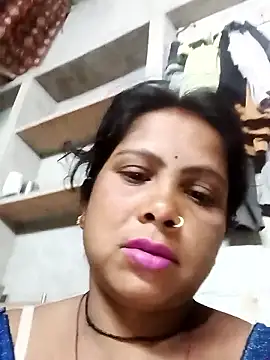 Snapshot of Shreya_pandit chatting on 05/28/26, 11:46 Shreya pandit online show from 05/28/26, 11:46