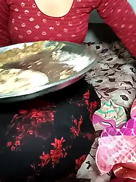 Snapshot of Pooja_Love143 chatting on 03/03/26, 06:41 Pooja Love143 online show from 03/03/26, 06:41