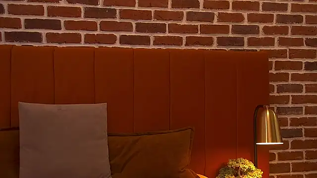 Audrey Eden online show from 12/18/25, 06:41