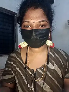 Snapshot of tamilsaisree chatting on 05/12/26, 04:48 tamilsaisree online show from 05/12/26, 04:48