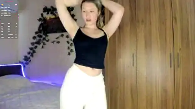 SkyeDavis online show from 05/29/26, 02:04