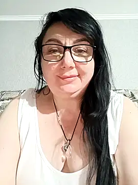 Snapshot of MariSwan222 chatting on 06/19/26, 08:34 MariSwan222 online show from 06/19/26, 08:34