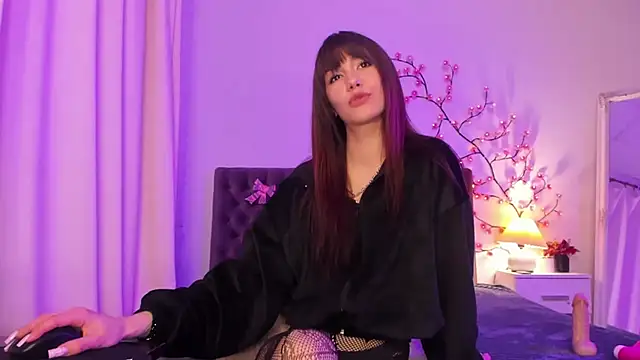 MilanaHotts online show from 03/27/26, 08:26