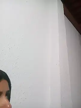 Fannyfoxfi online show from 04/25/26, 12:13