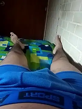 Snapshot of _NAUJ chatting on 12/15/25, 12:26 NAUJ online show from 12/15/25, 12:26