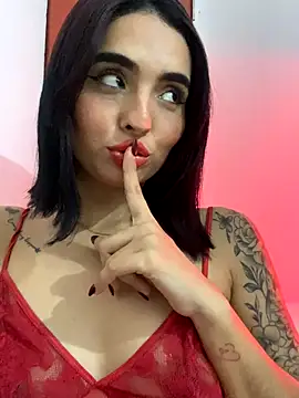 Snapshot of AngelWarm chatting on 12/15/25, 03:44 AngelWarm online show from 12/15/25, 03:44