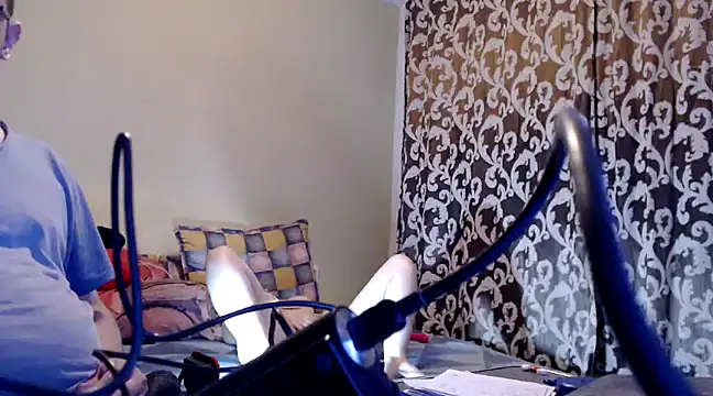 yunis32 online show from 01/21/25, 05:30