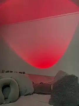 Snapshot of Dracco_Velour_ chatting on 02/28/26, 04:46 Dracco Velour online show from 02/28/26, 04:46