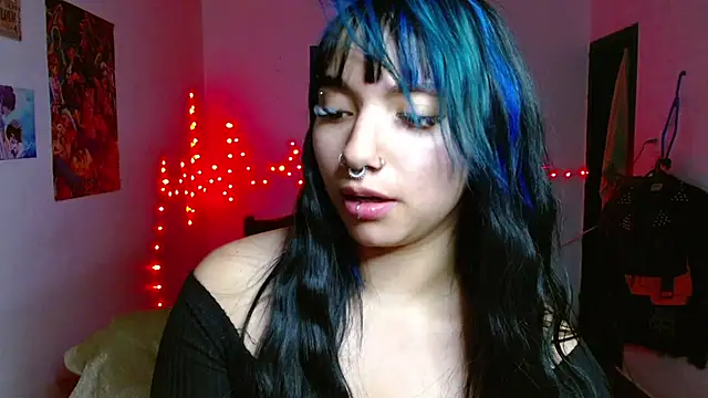 Snapshot of _Veronicaa_ chatting on 04/22/26, 04:04 Veronicaa online show from 04/22/26, 04:04