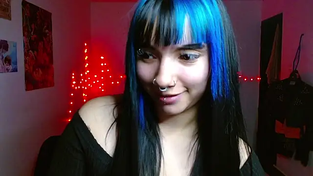 Snapshot of _Veronicaa_ chatting on 04/30/26, 05:25 Veronicaa online show from 04/30/26, 05:25