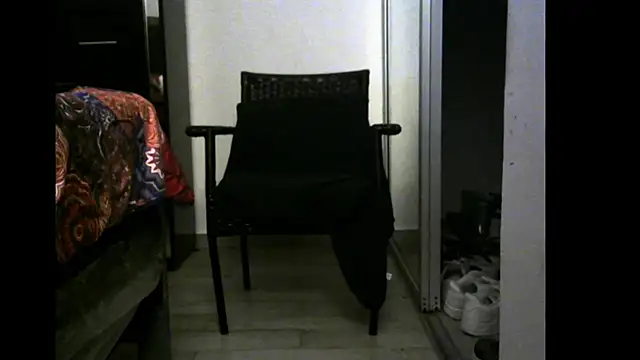Snapshot of 3LEGSSS chatting on 07/17/26, 12:06 3LEGSSS online show from 07/17/26, 12:06