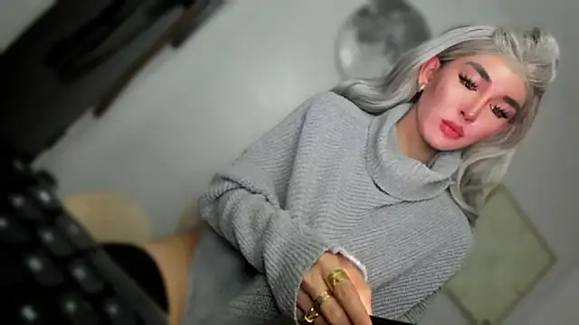 mxshemale ladyboy online show from 03/13/26, 06:25