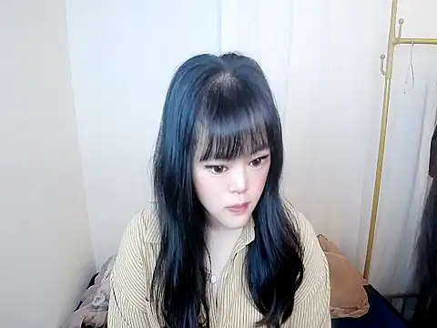 Snapshot of 605kkv chatting on 02/22/26, 03:51 605kkv online show from 02/22/26, 03:51