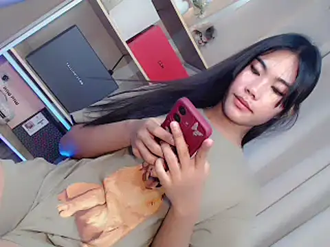 MIASEX980271 online show from 05/30/26, 12:13