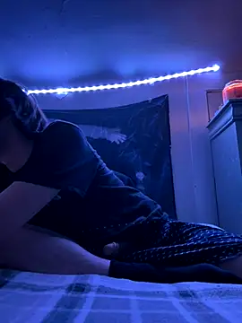 Snapshot of beastjohnson chatting on 12/19/25, 09:16 beastjohnson online show from 12/19/25, 09:16