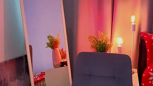 Leyla crsh online show from 02/23/26, 05:27