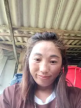 Snapshot of seacyre chatting on 05/16/26, 12:07 seacyre online show from 05/16/26, 12:07
