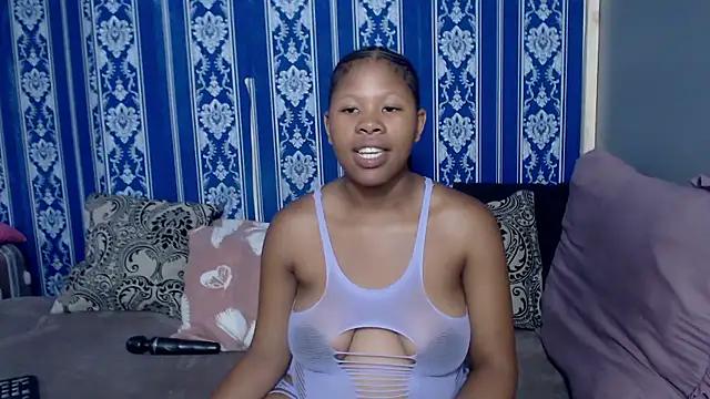 TemptingCloeXx online show from 01/11/26, 08:30