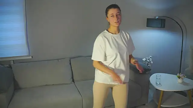 Snapshot of MarloAltig chatting on 12/16/25, 03:22 MarloAltig online show from 12/16/25, 03:22