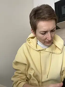 Sensual Flower online show from 02/11/26, 07:35