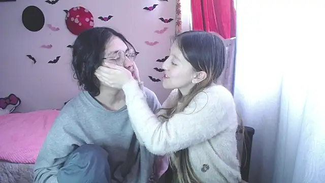 Briar y Blair online show from 03/27/26, 04:18