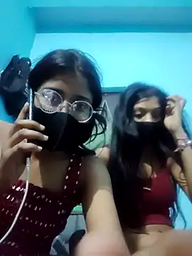 Snapshot of Aaradhya-Rani chatting on 04/30/26, 05:52 Aaradhya-Rani online show from 04/30/26, 05:52