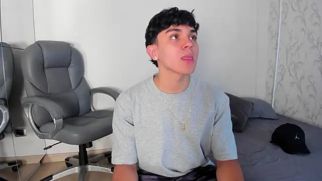  TaylorBlack online show from 04/04/26, 11:40