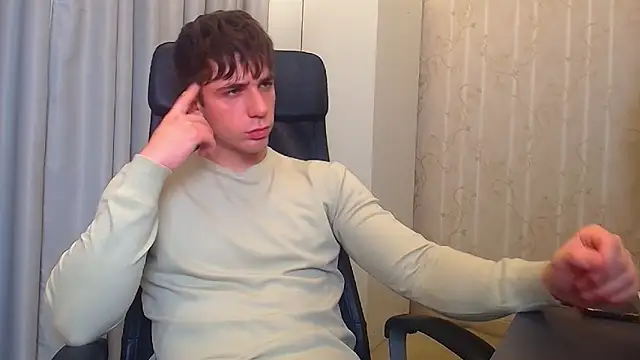 Snapshot of KellenWest chatting on 12/22/25, 10:12 KellenWest online show from 12/22/25, 10:12