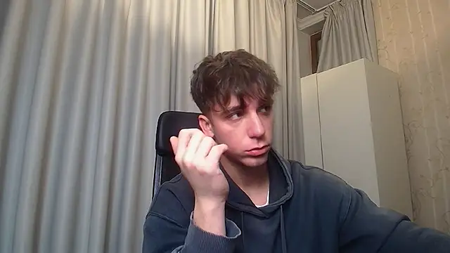 Snapshot of KellenWest chatting on 02/01/26, 05:17 KellenWest online show from 02/01/26, 05:17