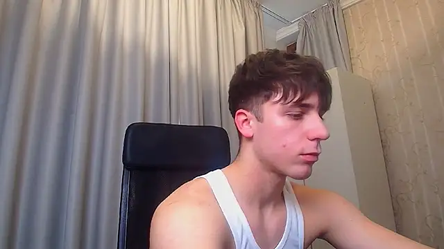 Snapshot of KellenWest chatting on 02/10/26, 11:03 KellenWest online show from 02/10/26, 11:03