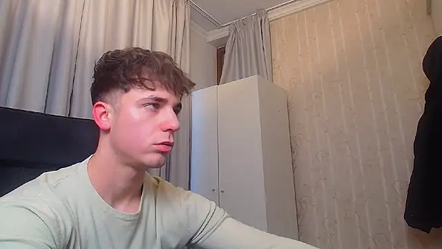 Snapshot of KellenWest chatting on 02/23/26, 05:27 KellenWest online show from 02/23/26, 05:27