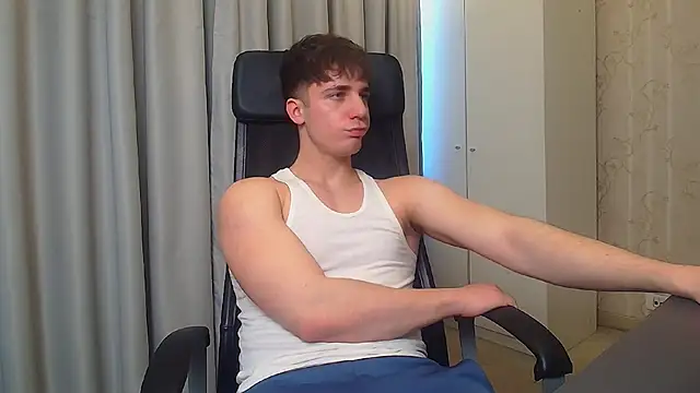 Snapshot of KellenWest chatting on 02/25/26, 11:09 KellenWest online show from 02/25/26, 11:09