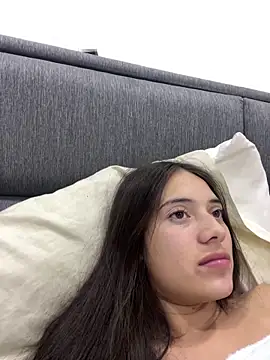 Snapshot of vanesita_ chatting on 02/25/26, 02:10 vanesita online show from 02/25/26, 02:10