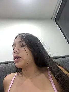 Snapshot of vanesita_ chatting on 03/04/26, 03:45 vanesita online show from 03/04/26, 03:45