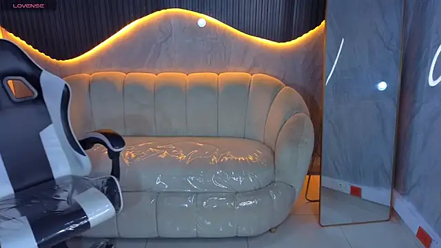 Tifany Tx online show from 02/21/26, 01:01