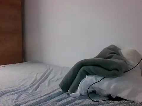 sweetpinoy2027 online show from 02/17/26, 03:40