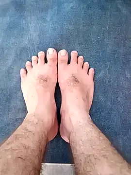 Snapshot of SheeringTameness69 chatting on 12/15/25, 07:07 SheeringTameness69 online show from 12/15/25, 07:07