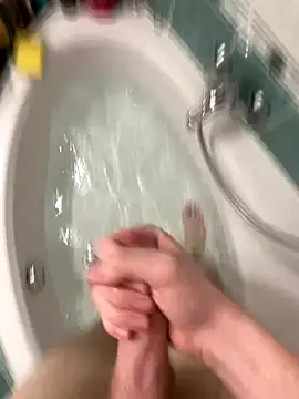 EzioAuditorefirenze online show from 12/15/25, 08:24