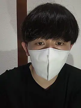 Snapshot of sola_JP chatting on 12/18/25, 12:00 sola JP online show from 12/18/25, 12:00