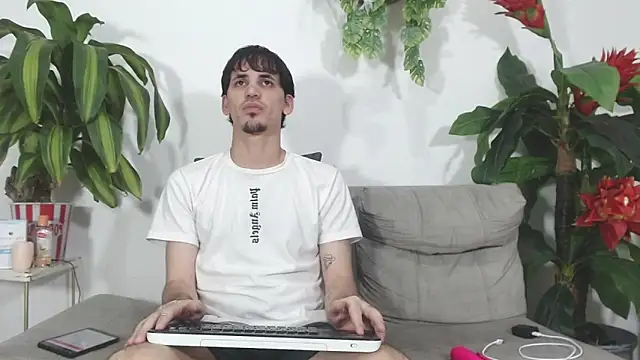 boy Dirty X online show from 05/22/26, 05:14