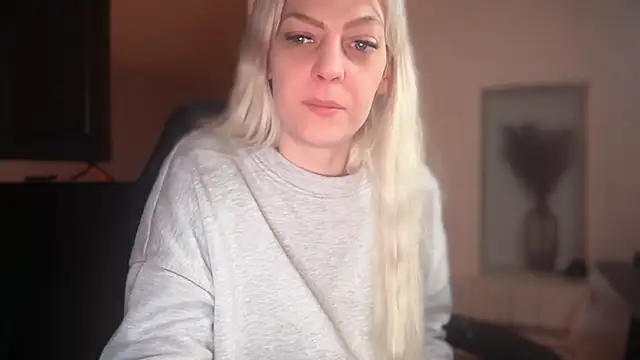 Melina Diamond online show from 01/11/26, 06:35