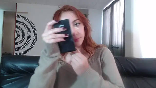 Snapshot of BeautyYoungblond chatting on 06/24/26, 10:09 BeautyYoungblond online show from 06/24/26, 10:09